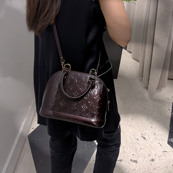 Louis Vuitton | Bags | Louis Vuitton Amarante Monogram Vernis Alma Pm Bag |  Poshmark